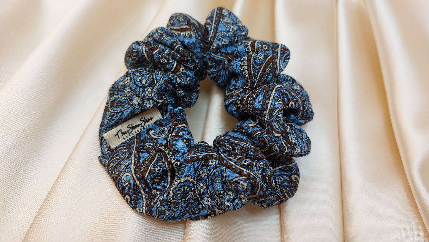 Blueberry Paisley ShooShoo Viskos Scrunchie - Handgjord