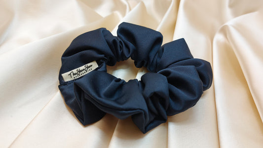 Blackberry Navy Blue ShooShoo Microsatin Scrunchie - Handgjord
