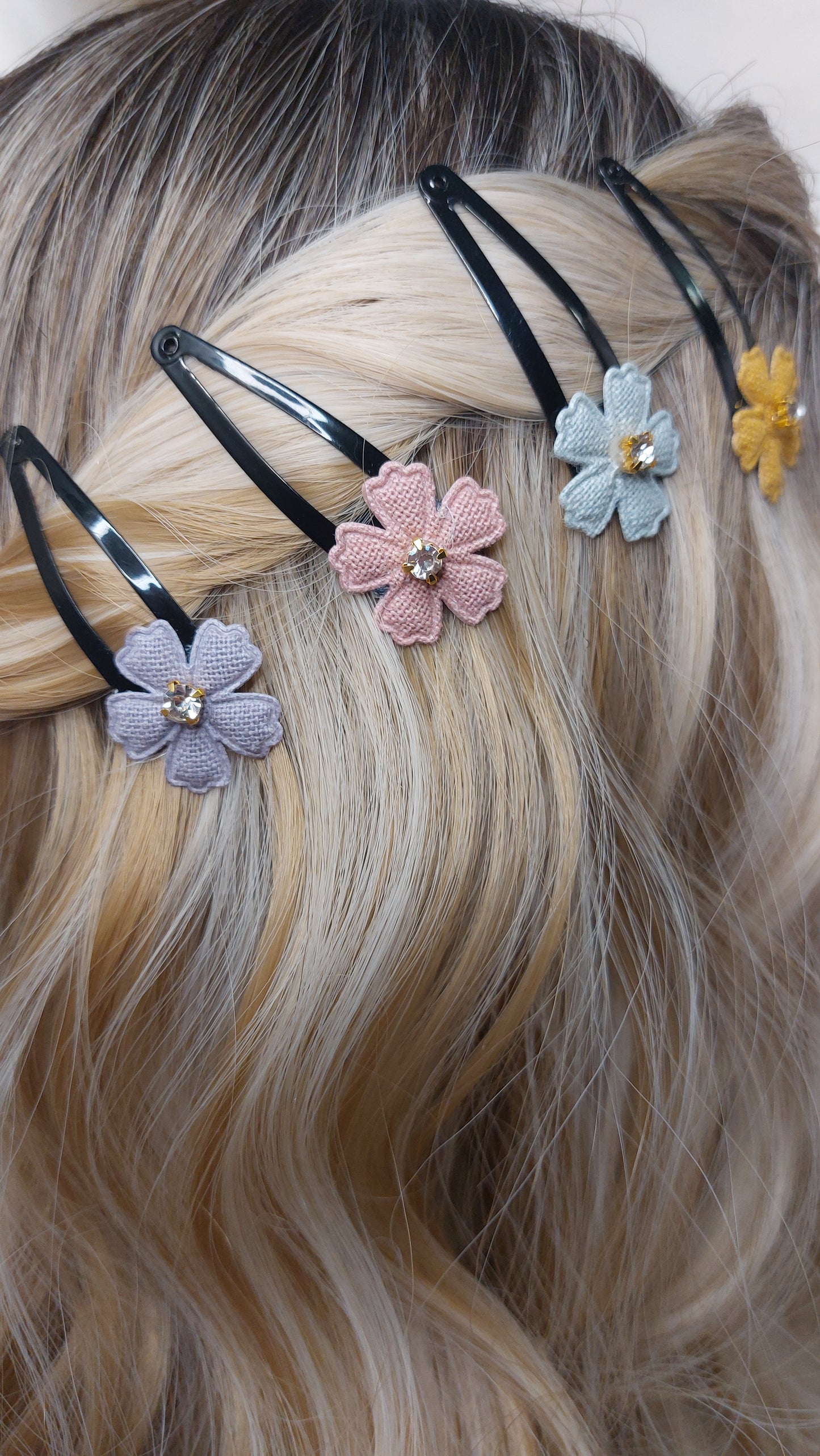 Hårspänne med blomma svart Shoo Shoo 2/set