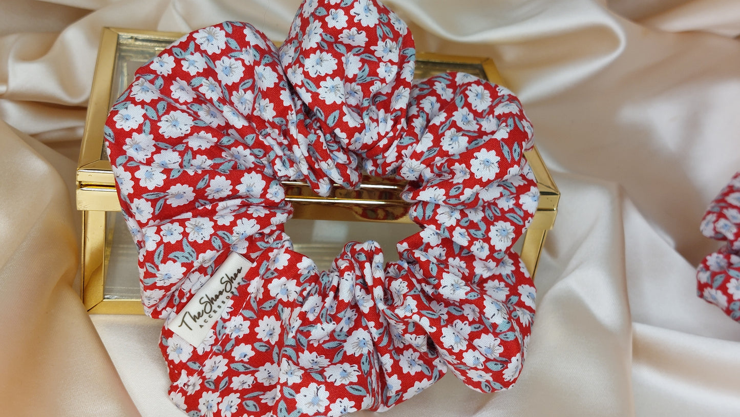 Summer Party in Red ShooShoo Bomull Scrunchie - Handgjord