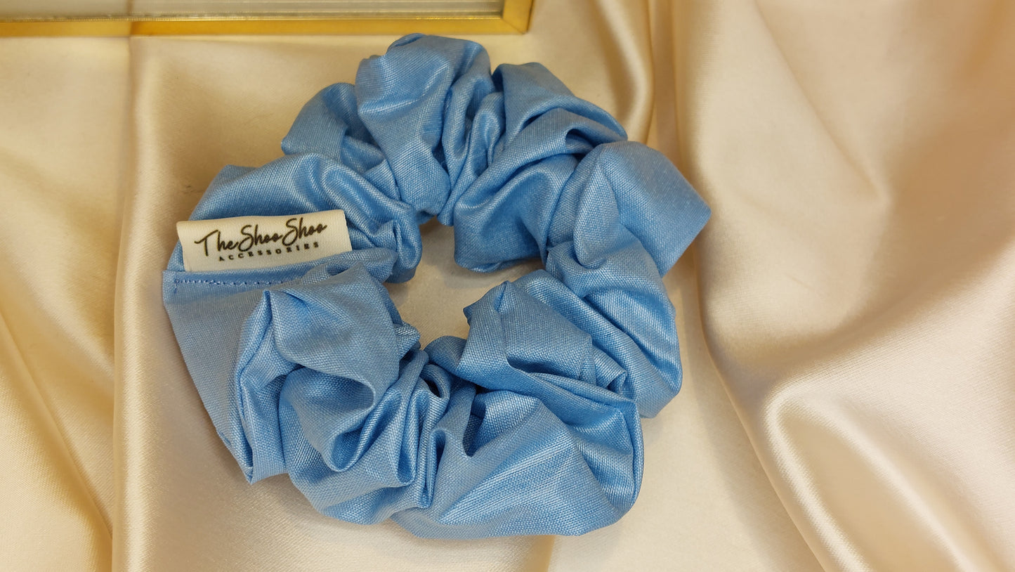 Clear Blue Sky ShooShoo Taft Scrunchie - Handgjord