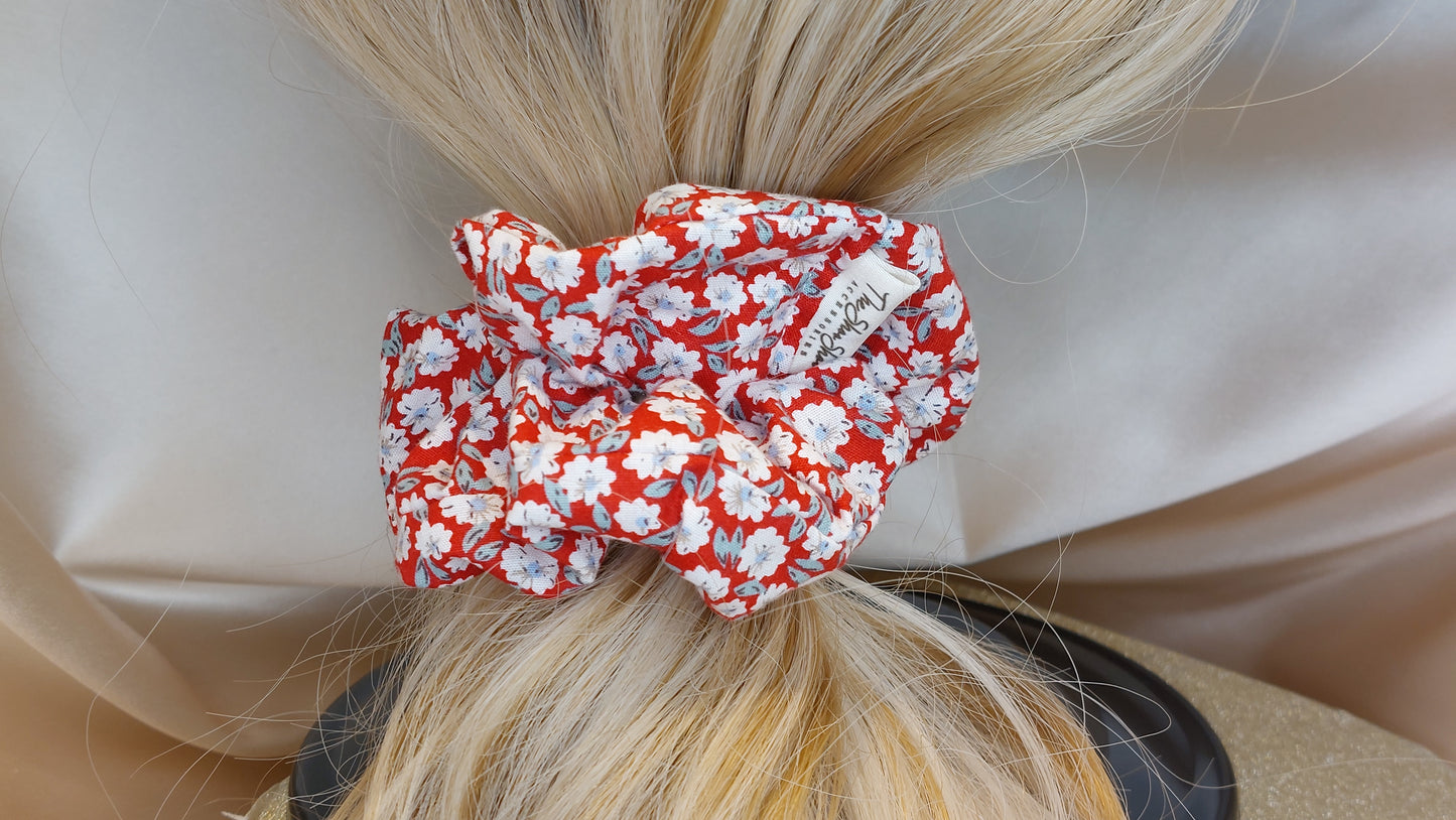 Summer Party in Red ShooShoo Bomull Scrunchie - Handgjord