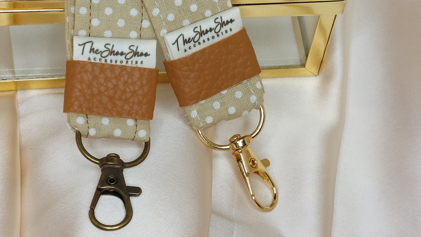 Nyckelring Caramel Dots med handledsrem i bomull