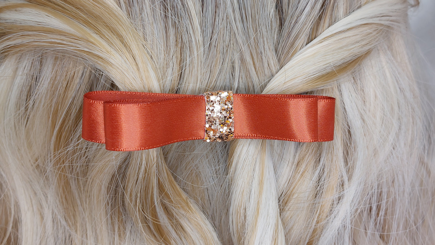 Sparkle Pop Glitter på satin dubbel rosett hårspänne Shoo Shoo