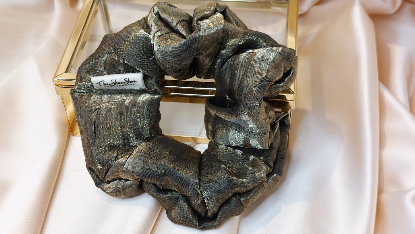 Forest Fairy green ShooShoo Satin Scrunchie - Handgjord