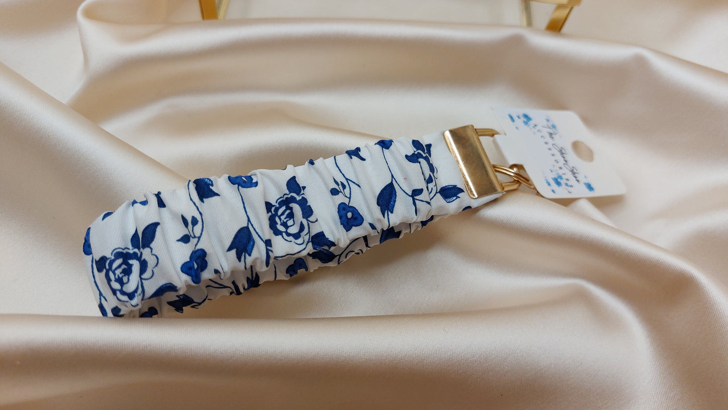 Nyckelband Scrunchie Blå Pioner elastisk med ring
