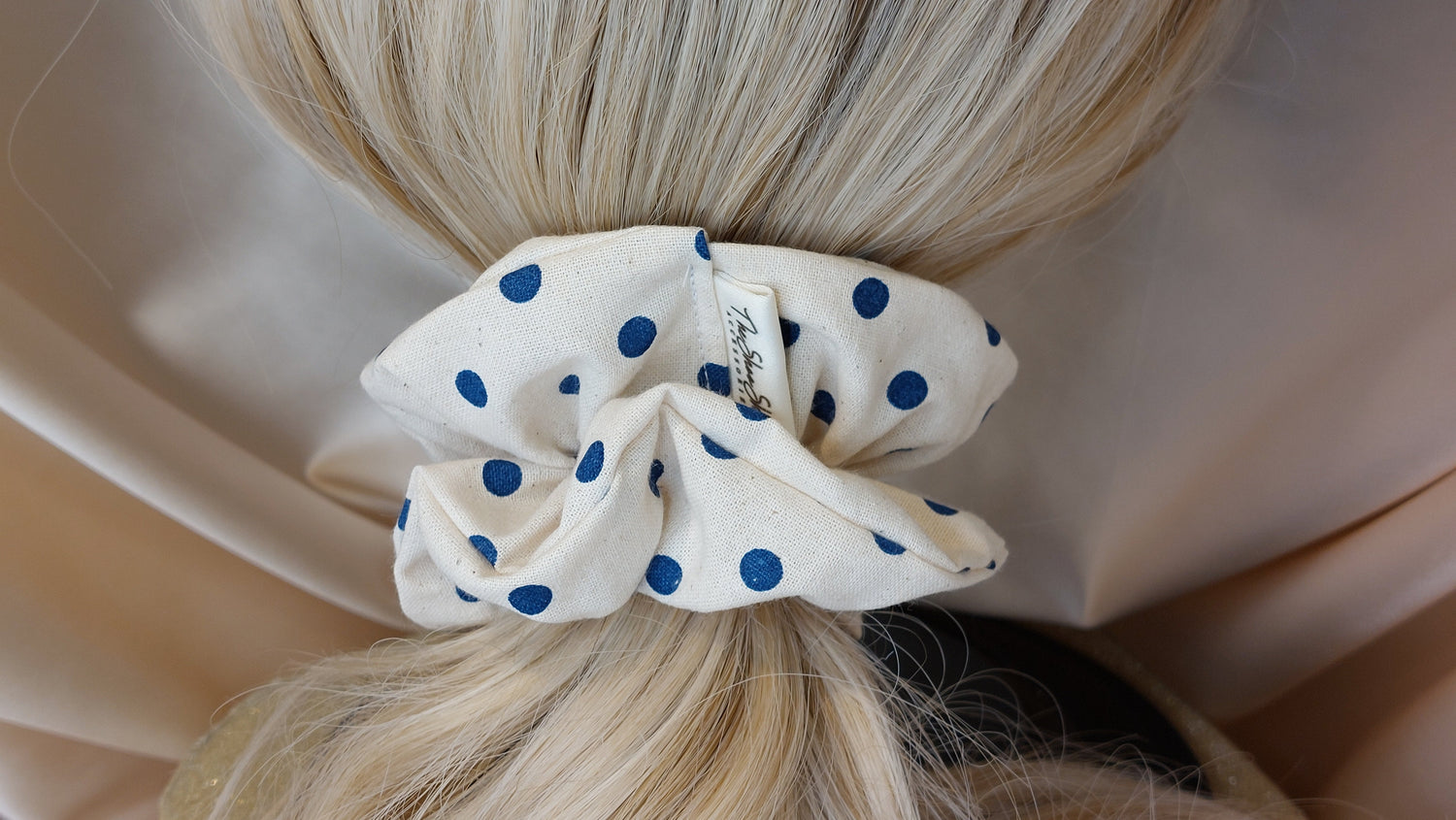 Hårsnoddar / Scrunchies