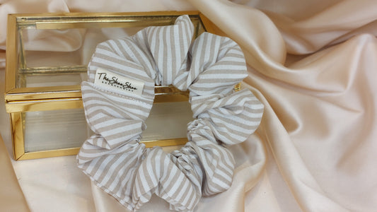 Vanilla Latte Stripe ShooShoo Bomull Scrunchie - Handgjord