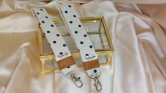 Nyckelring Dotty Days med handledsrem i bomull