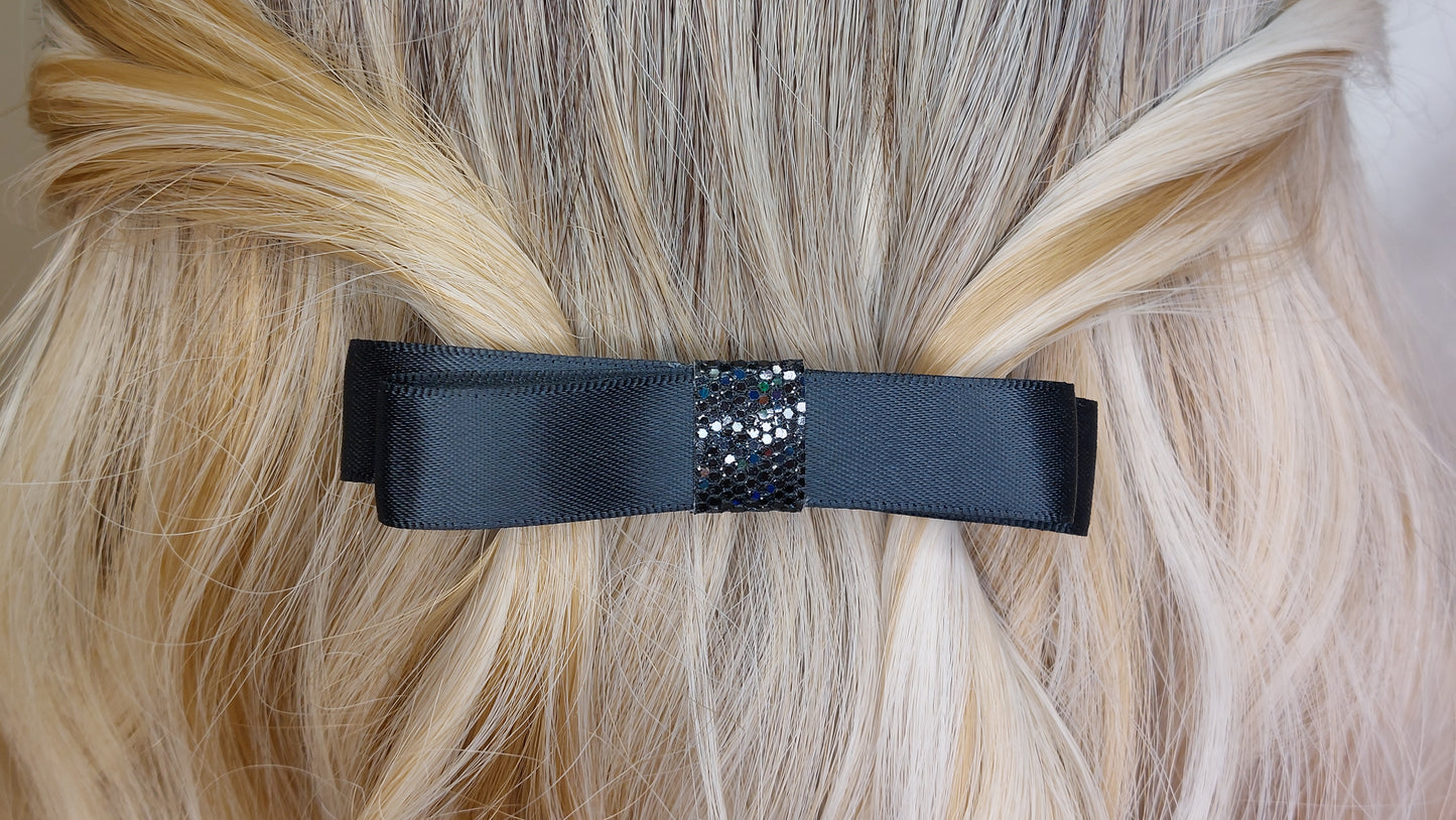 Sparkle Pop Glitter på satin dubbel rosett hårspänne Shoo Shoo