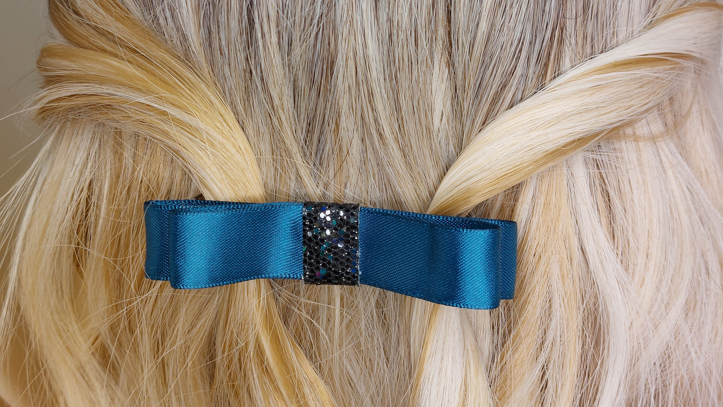 Sparkle Pop Glitter på satin dubbel rosett hårspänne Shoo Shoo