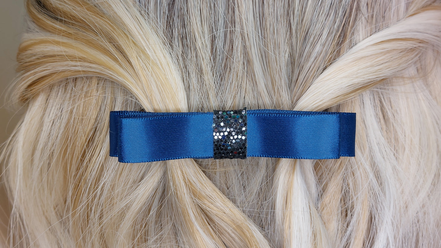 Sparkle Pop Glitter på satin dubbel rosett hårspänne Shoo Shoo