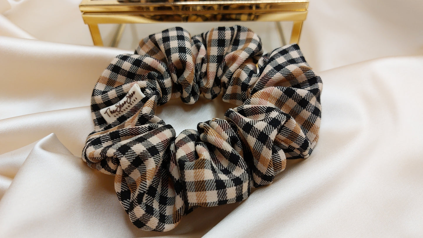 Classic Checkers ShooShoo Bomull Scrunchie - Handgjord