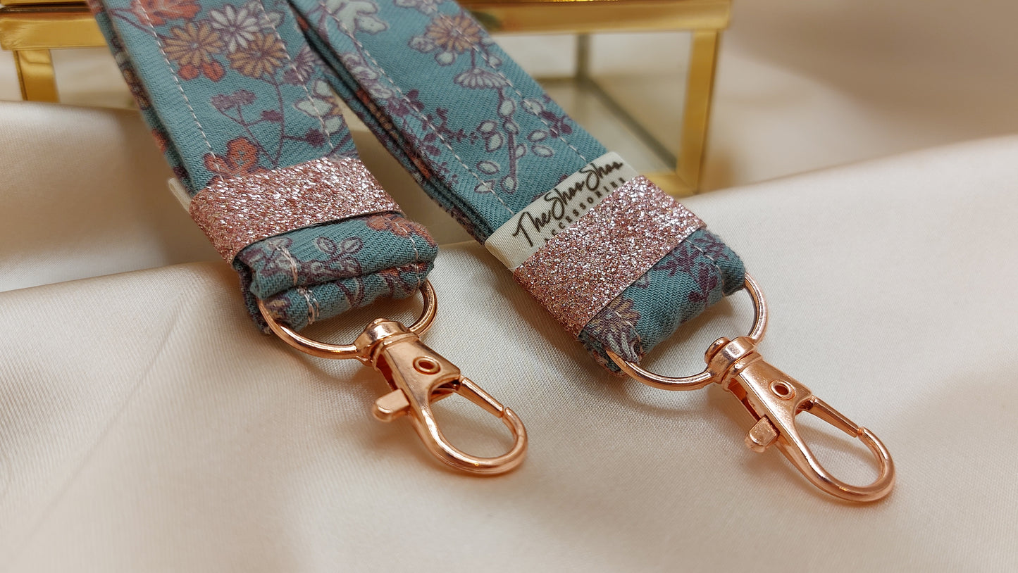 Nyckelring Misty Morning med handledsrem i bomull