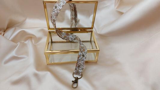 Nyckelband långt Bloomin Bloom Brun med säkerhetsfäste och nyckelkrok