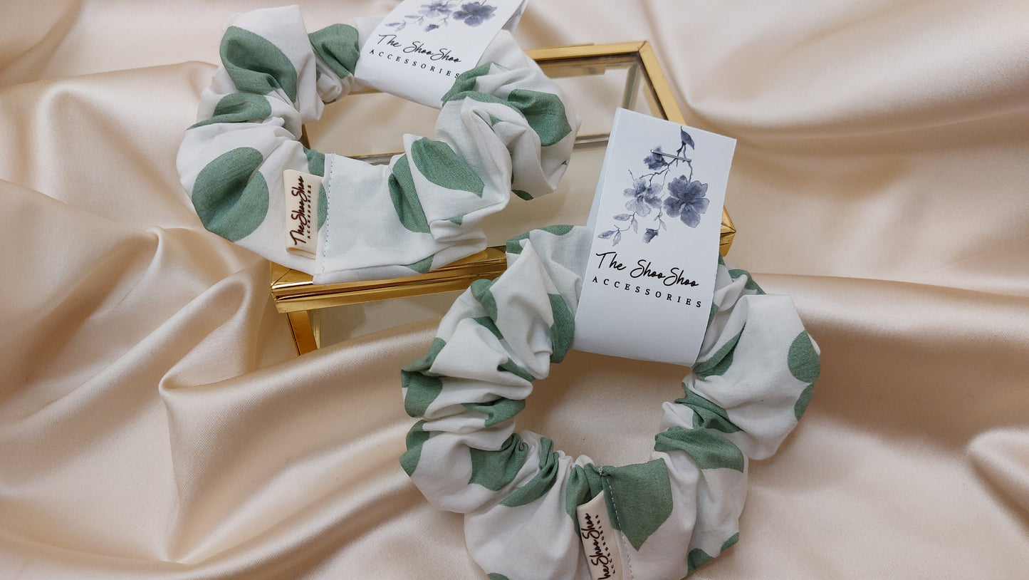 Friendship Hearts Green ShooShoo Bomull Scrunchie - Handgjord