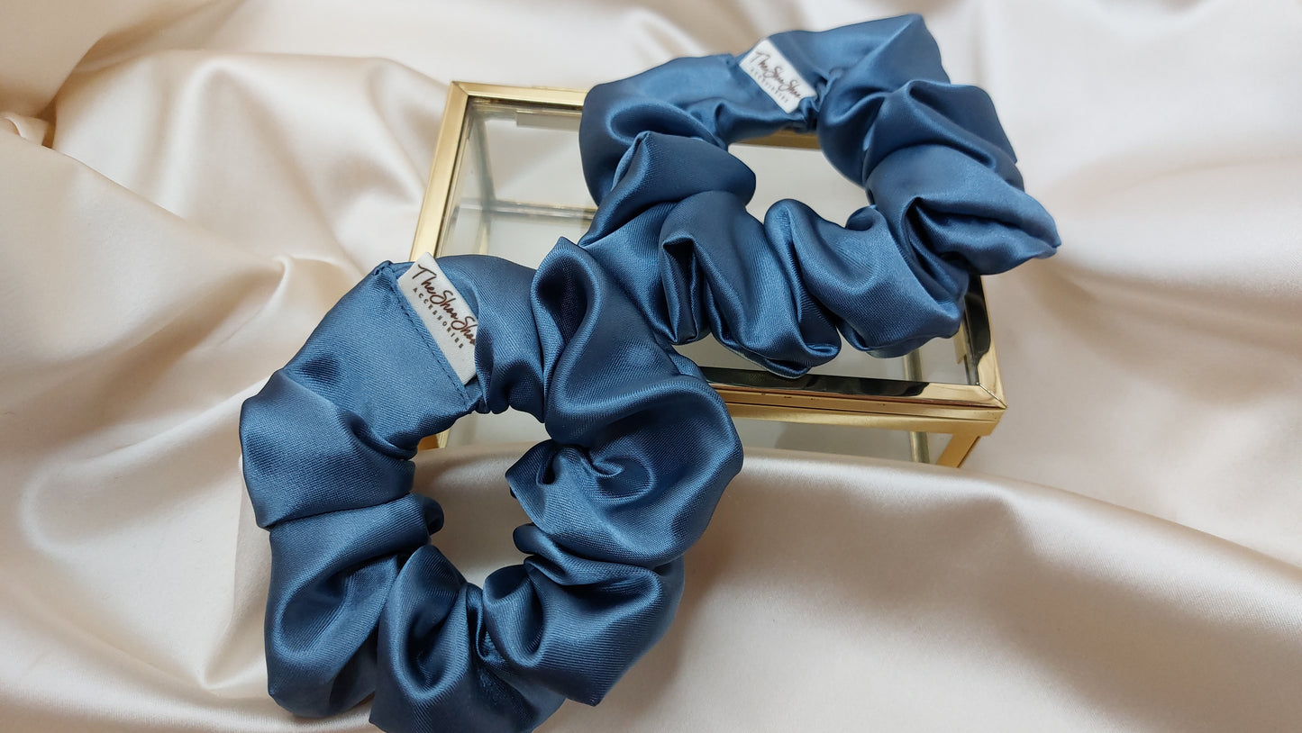 Sky Blue ShooShoo Satin Scrunchie - Handgjord
