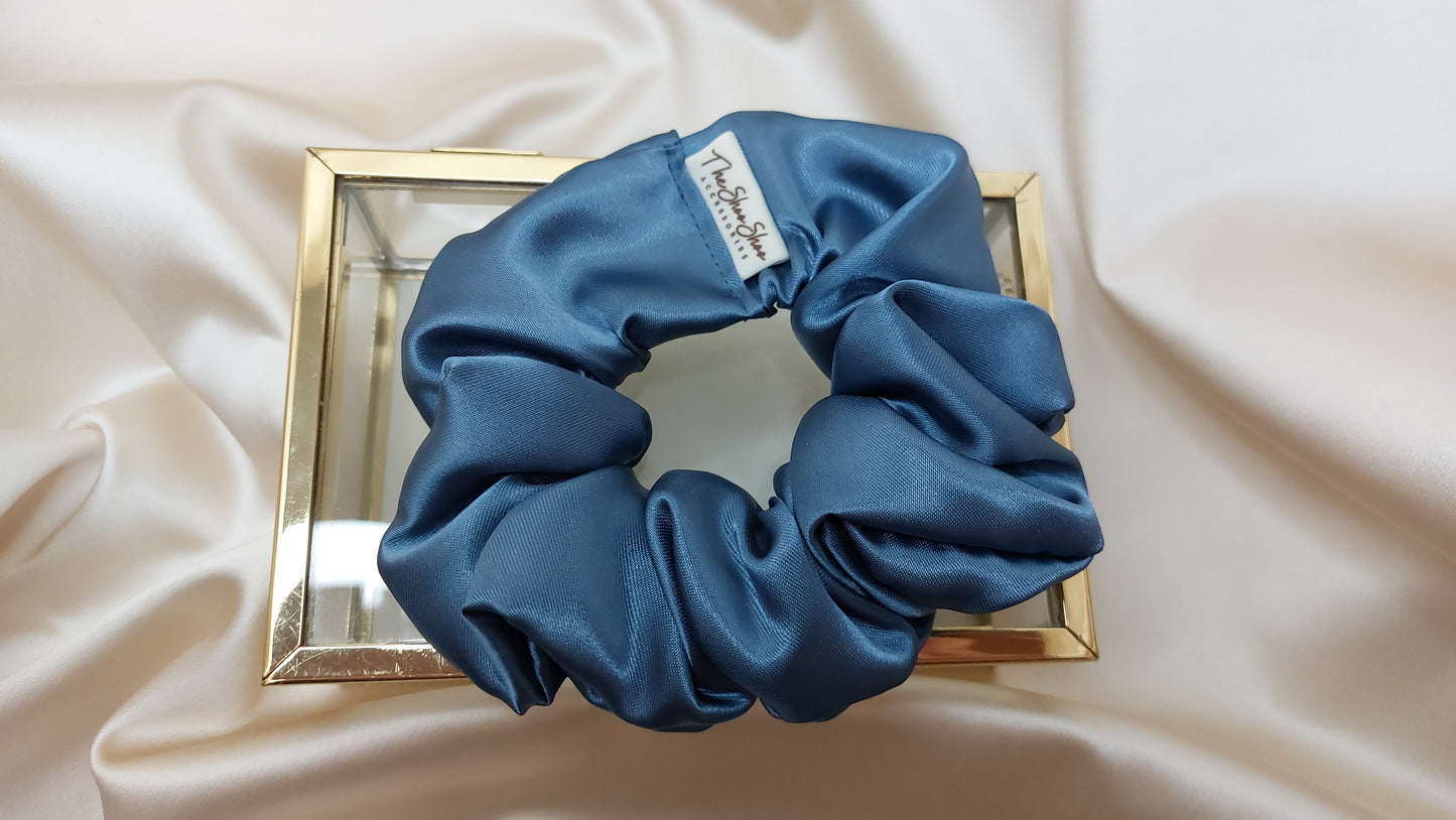 Sky Blue ShooShoo Satin Scrunchie - Handgjord
