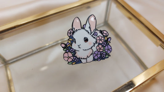 Brosch Vit Kanin med blommor push-pin