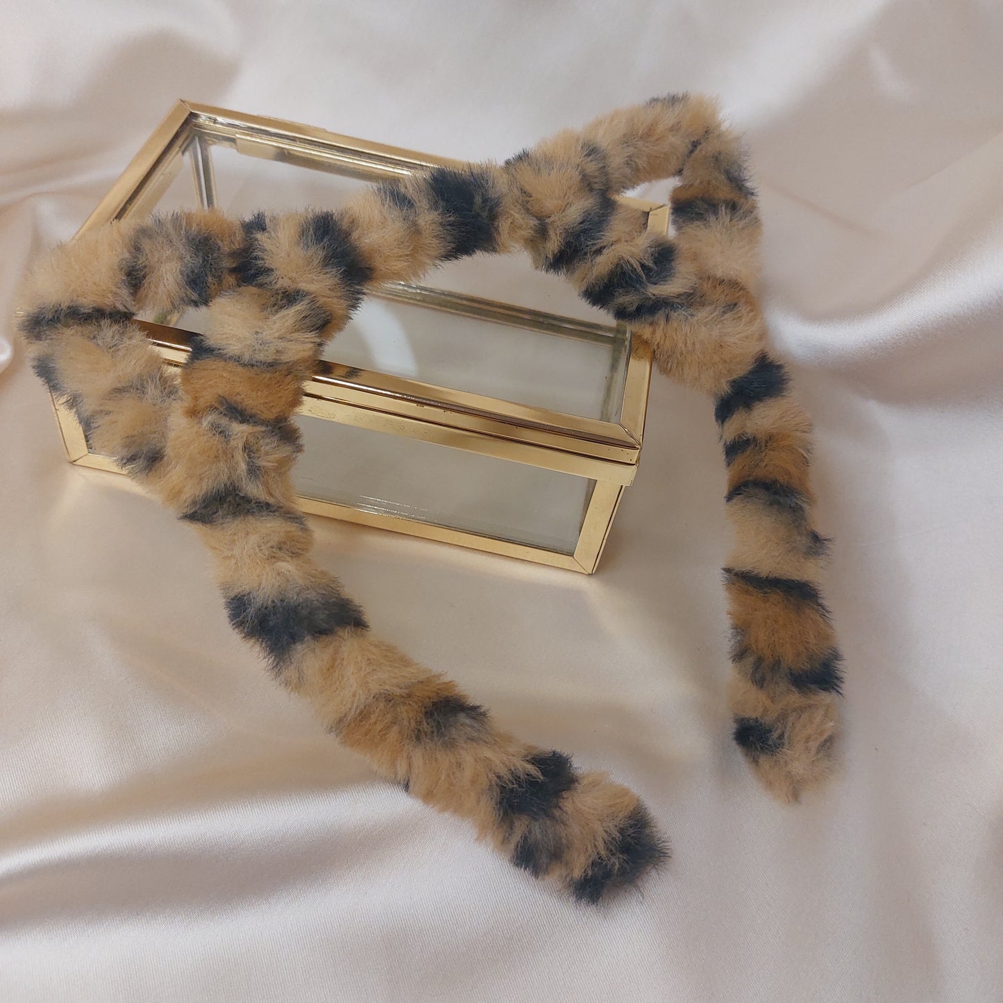 Diadem med öron och fluffig fleece