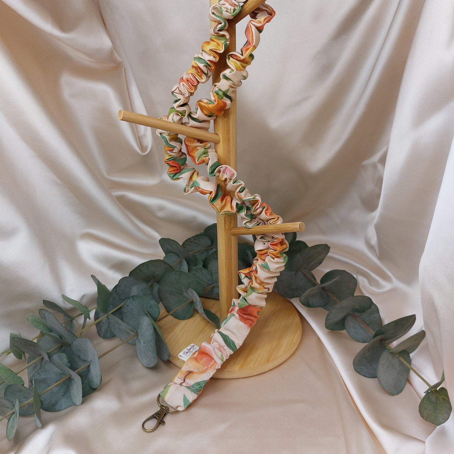 Scrunchie Nyckelband Peach Goodness med nyckelkrok