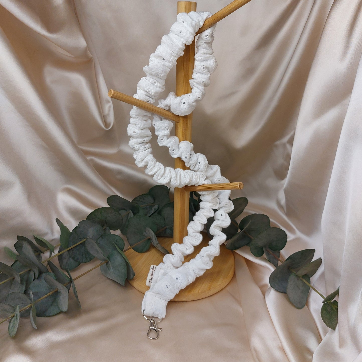 Scrunchie Nyckelband Romance Cloud med nyckelkrok