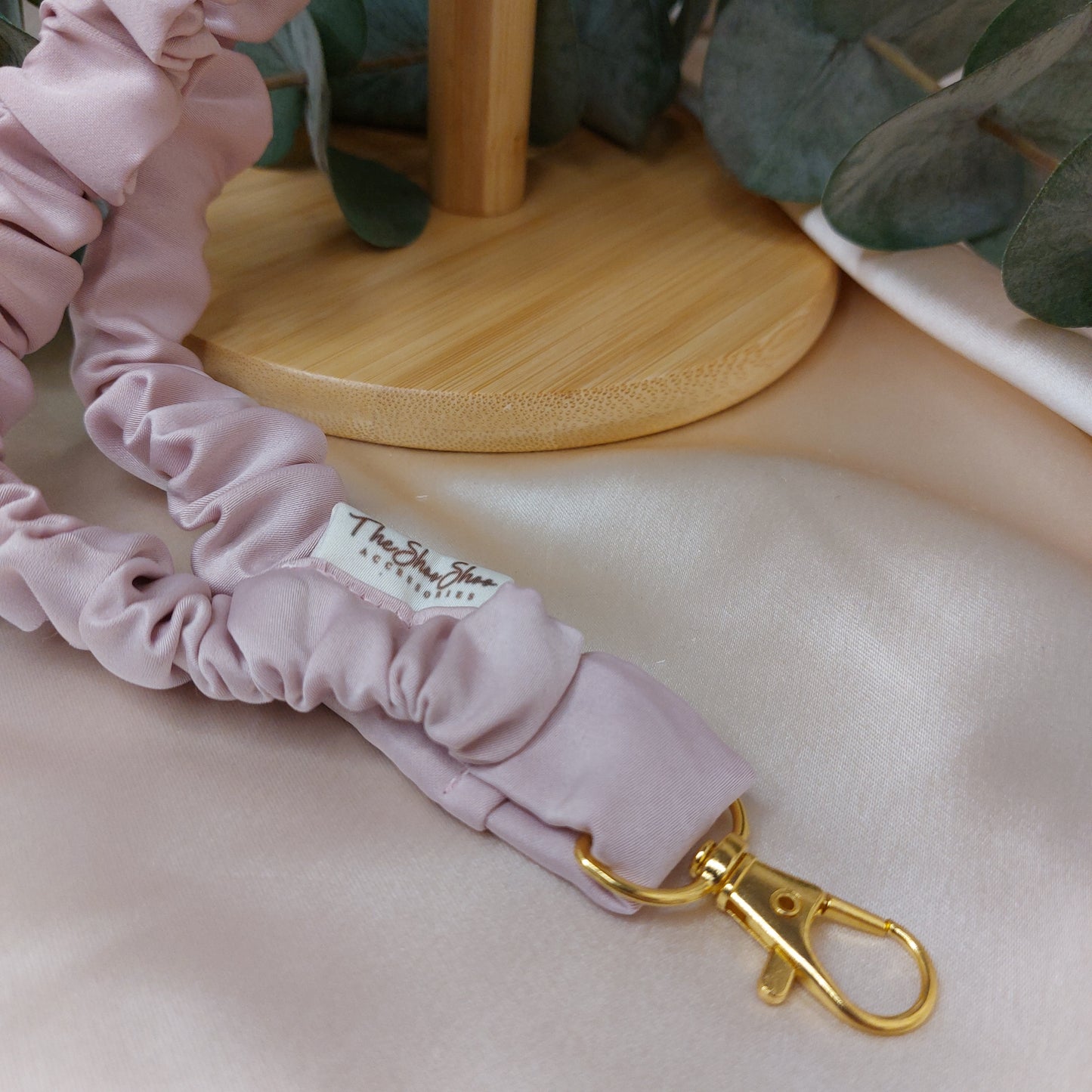 Scrunchie Nyckelband Rosy Mauve med nyckelkrok