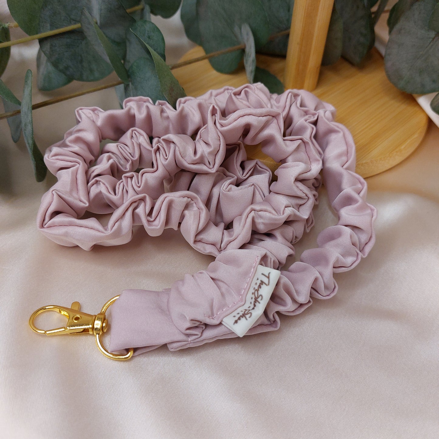 Scrunchie Nyckelband Rosy Mauve med nyckelkrok