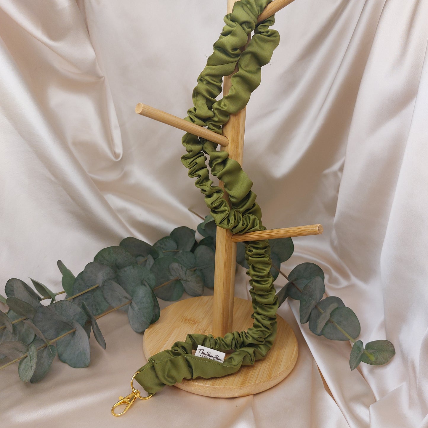 Scrunchie Nyckelband Olive Green elastisk med nyckelkrok