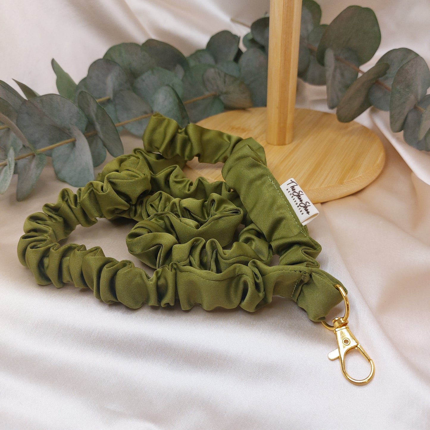 Scrunchie Nyckelband Olive Green elastisk med nyckelkrok