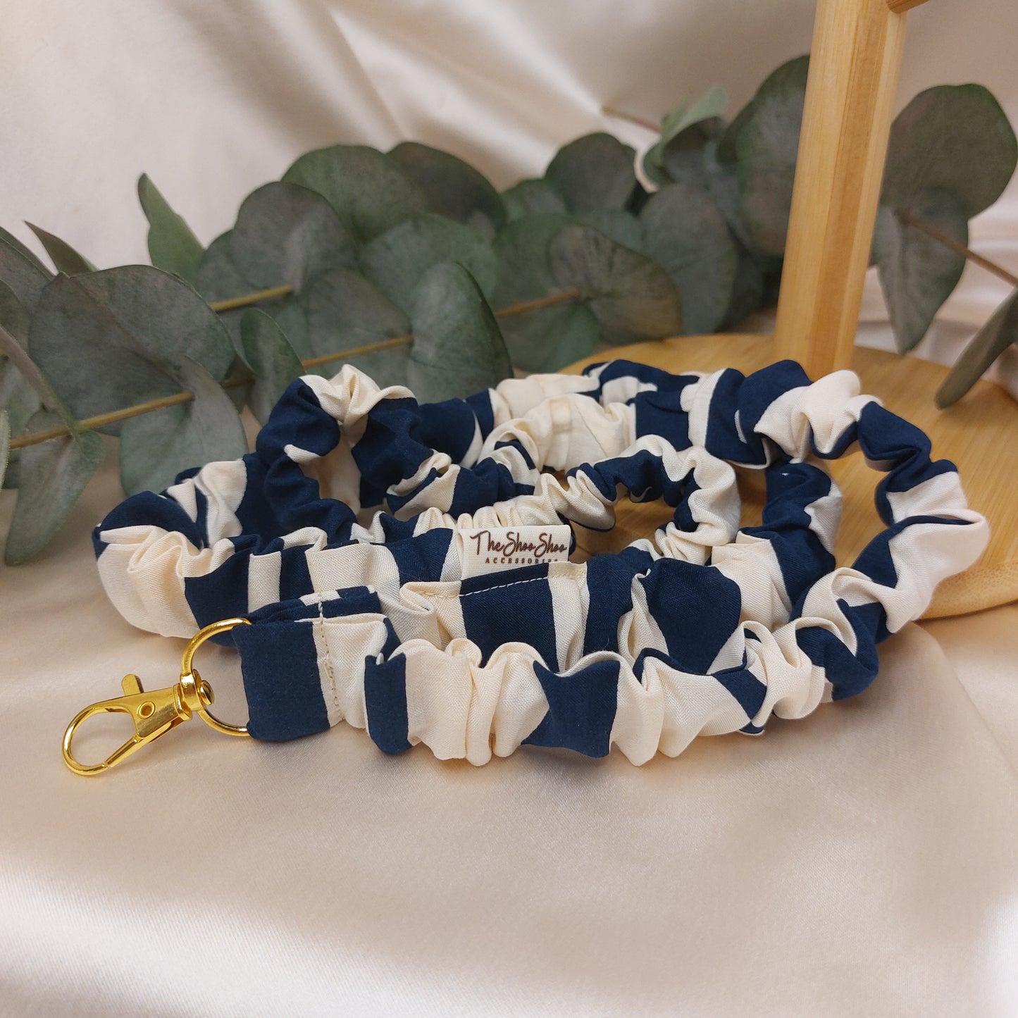 Scrunchie Nyckelband Ocean Blue med nyckelkrok