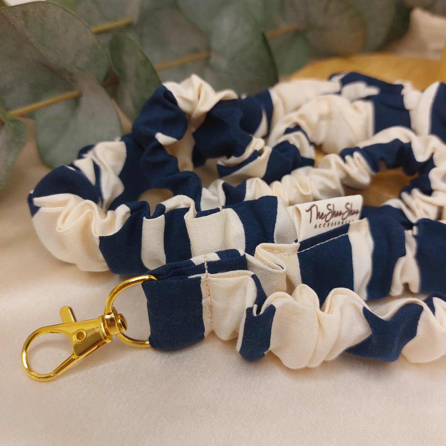 Scrunchie Nyckelband Ocean Blue med nyckelkrok