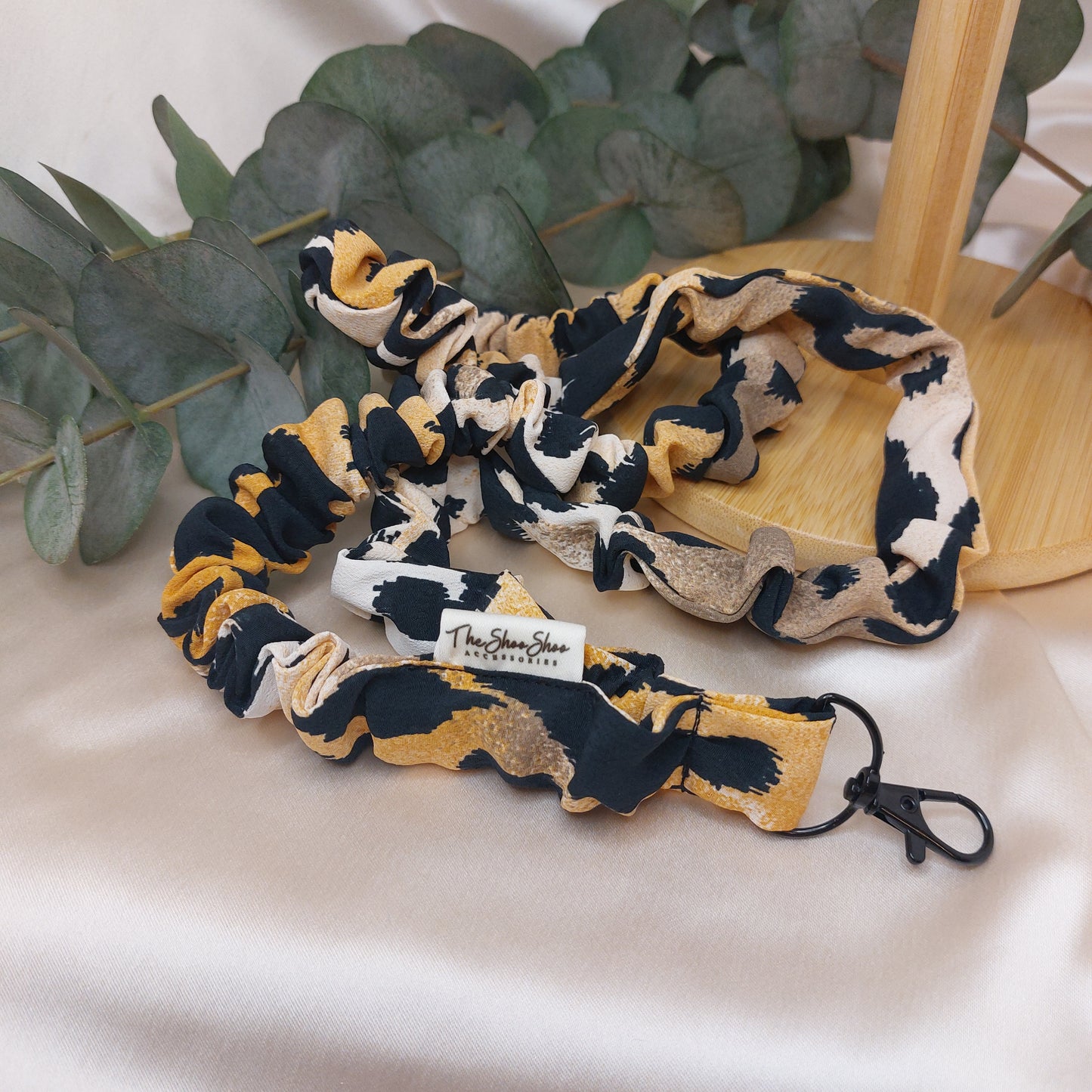 Scrunchie Nyckelband True Tiger med nyckelkrok