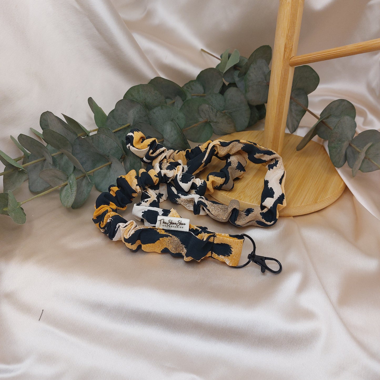 Scrunchie Nyckelband True Tiger med nyckelkrok