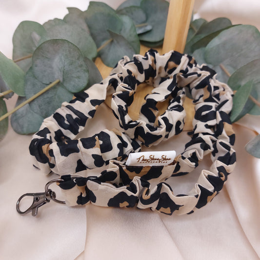 Scrunchie Nyckelband Leopard Classic elastisk med nyckelkrok