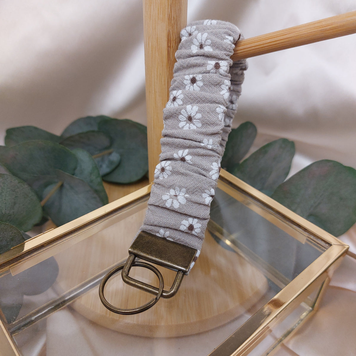 Nyckelband Scrunchie Blommig elastisk med ring